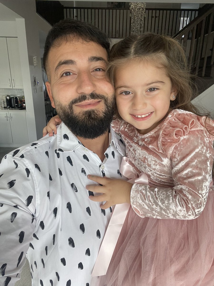 moesargi tweet picture