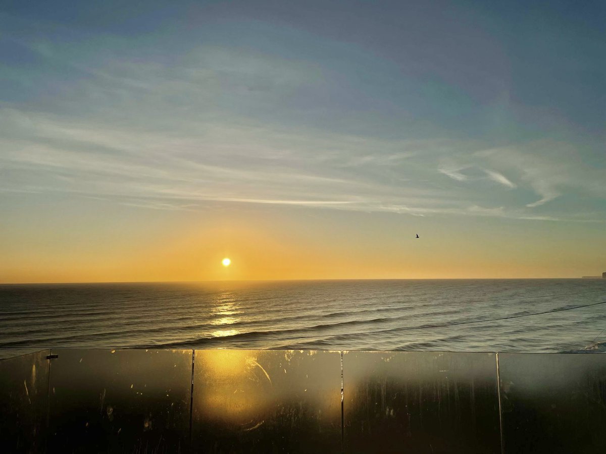 Good Morning 🌅 Filey Photo Credit : Current Guest fileybeachhouse.com @OfficialFiley @LoveNorthYorks1