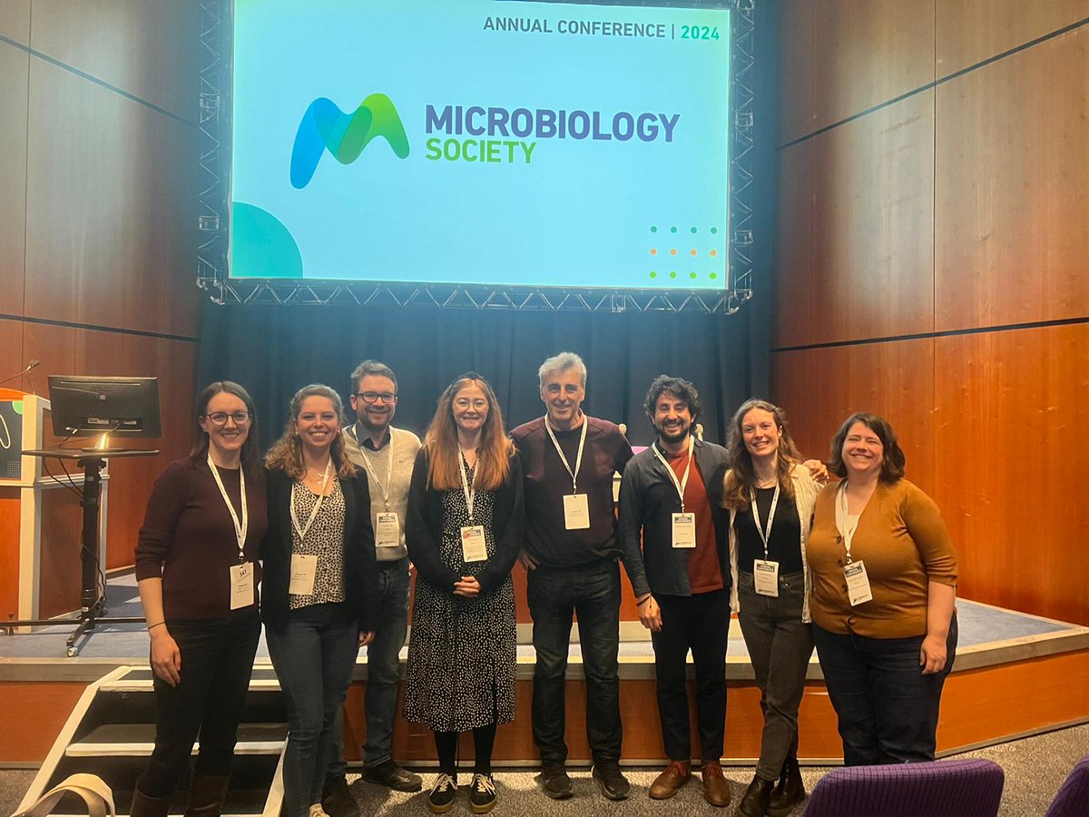 José R Penadés (@jrpenades) on Twitter photo Enjoyed a fantastic time at the <a href="/MicrobioSoc/">Microbiology Society</a> meeting! It was wonderful catching up with former postdocs and PhD students from Glasgow. I'm incredibly proud to see them progressing so well in academia Enjoyed a fantastic time at the <a href="/MicrobioSoc/">Microbiology Society</a> meeting! It was wonderful catching up with former postdocs and PhD students from Glasgow. I'm incredibly proud to see them progressing so well in academia