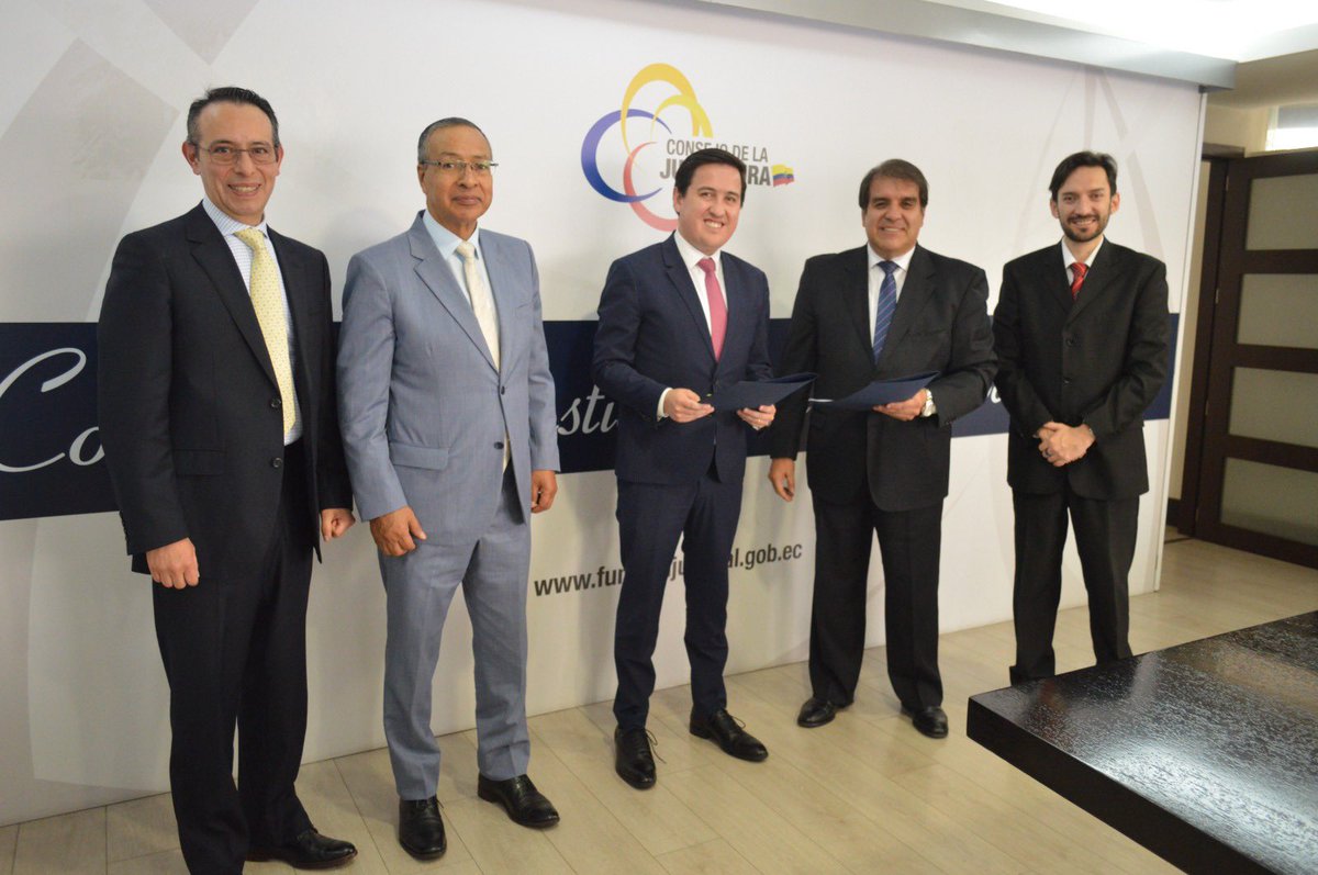 Instituto Ecuatoriano de Arbitraje tweet media