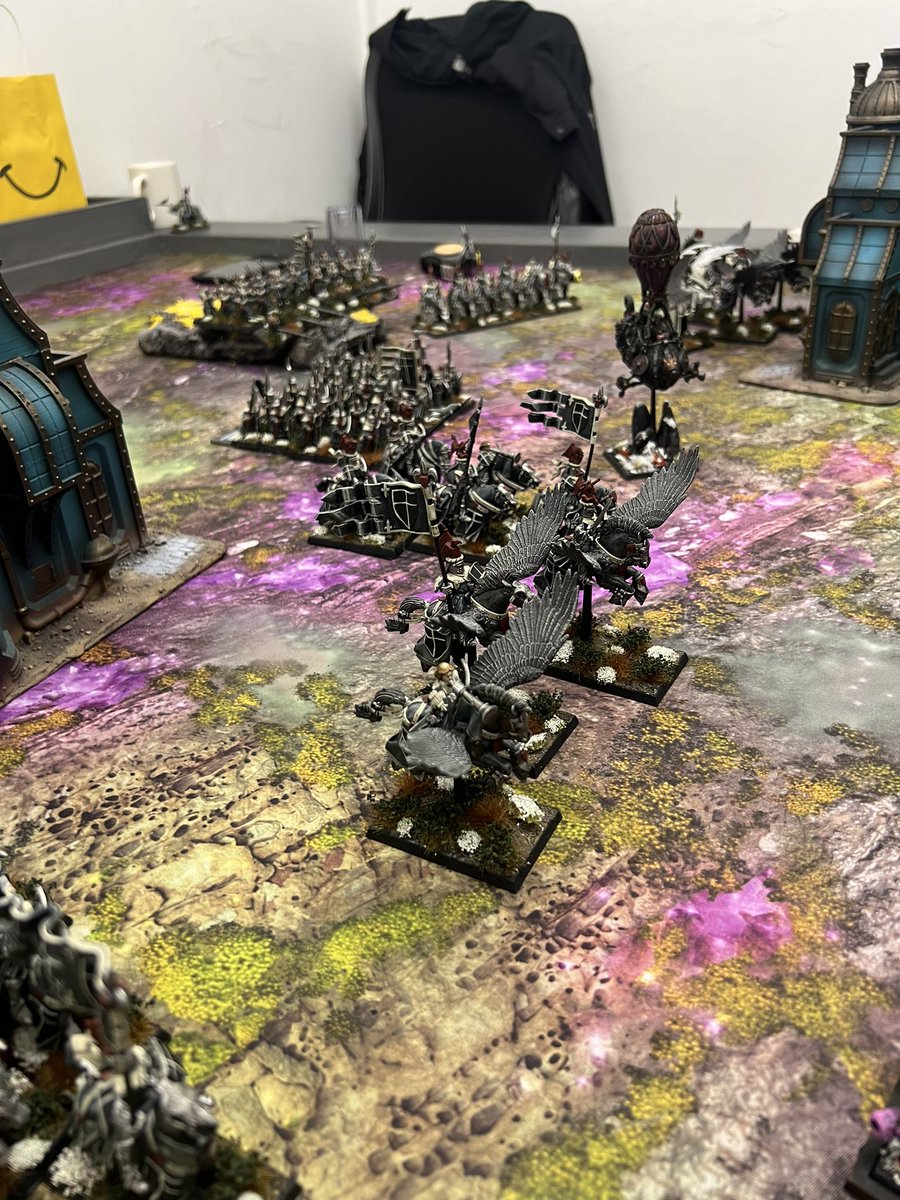 Great game between two team players , with the sounds of crashing blades  and thundering hooves the bretonians crash into the dwarf lines . It was a great and intense game that ended in a bloody draw .