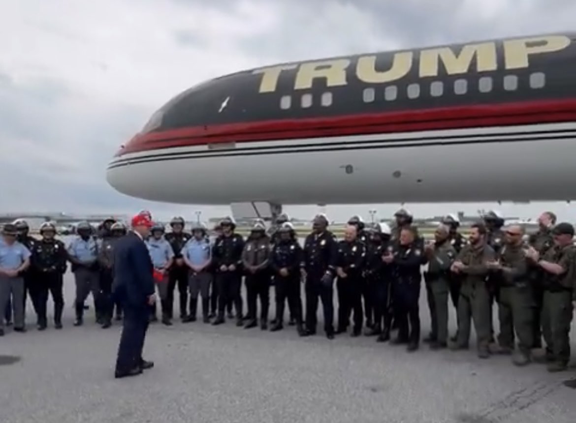 EVERY. SINGLE. EVENT. has been exactly the same, every single time, for 18 months. Fast food restaurant-Speech-Cops on Tarmac. Just like his interviews, speeches, and clothes - the same thing every time, over and over and over.
