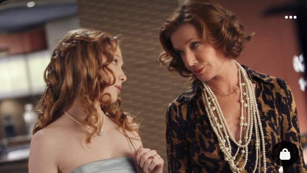Another masterful #Castle pic of #SusanSullivan & @MollyQuinn93! The looks on their faces are priceless.  Maybe one too many pearl necklaces on Martha lol but otherwise, perfect. Wanna try and make up a caption for what you think they could be saying to each other at this moment?
