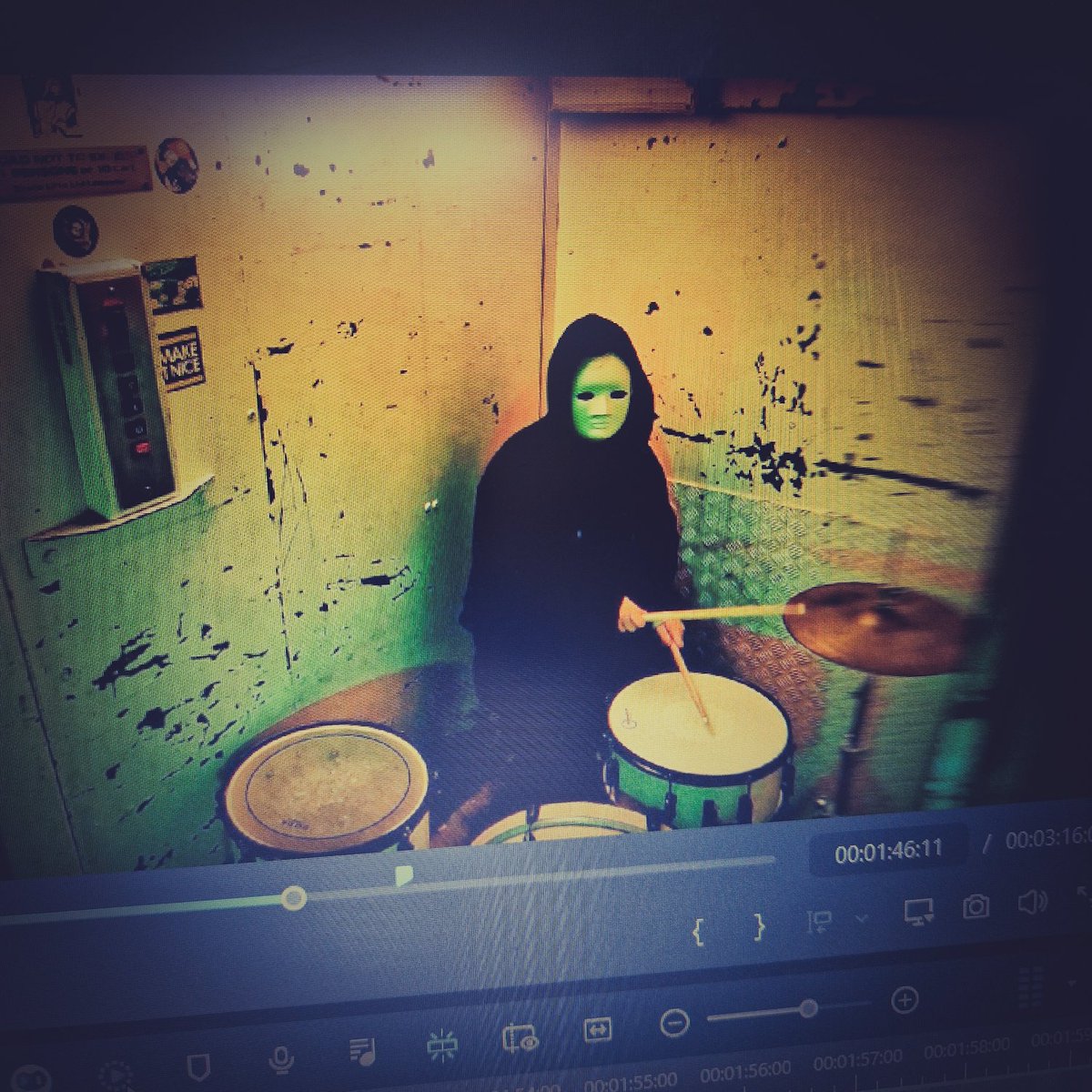 TheFifthSister's tweet photo. Sneak peek 👁 #newvideosoon https://t.co/kyRGlN9k68