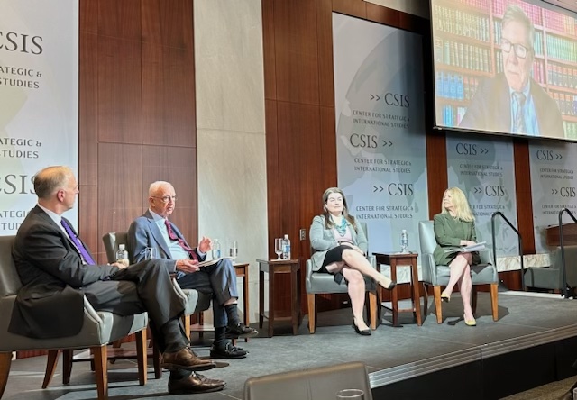 IA Exec Dir Brian Pomper at @LeadershipIP's panel explained why #PatentsMatter in our ability to compete with China. 'The patent system is one of the critical components of [our nation's] innovation architecture.' @Council4IP @CSIS @CSISInnovation Watch: youtu.be/zMfvZV7JbHo?t=…