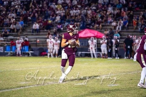 Congrats to @Niceville_FB QB @kane_lafortune on picking up an OFFER from @Grinnell_FB.

@PrepRedzone @SethSnwfdn @Andy_Villamarzo @FlaHSFootball @FLCoachT 

Photo Cred: @PaulaMims22