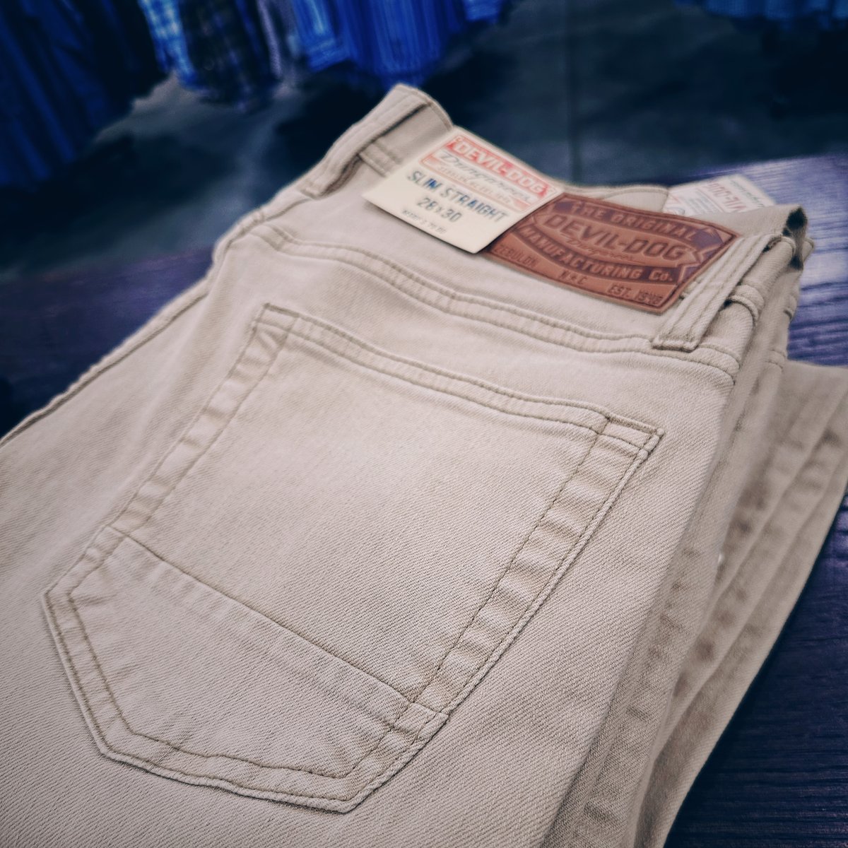 Denim doesn't just come in blue. Try on a new pair of @devildogdungarees, now available at Trav's Outfitter.

#travsoutfitter #watertownsd #devildogdungarees #denim