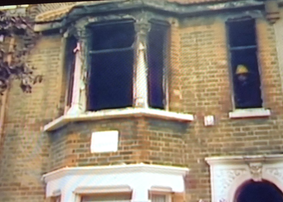 “Parveen Khan holding her baby at the window - that’s the image I had” Heartbreaking from Zubia Darr about the death of her friends in a house fire - new testimony in #Defiance suggests it was part of a wave of largely unreported arson attacks aimed at Asians @channel4