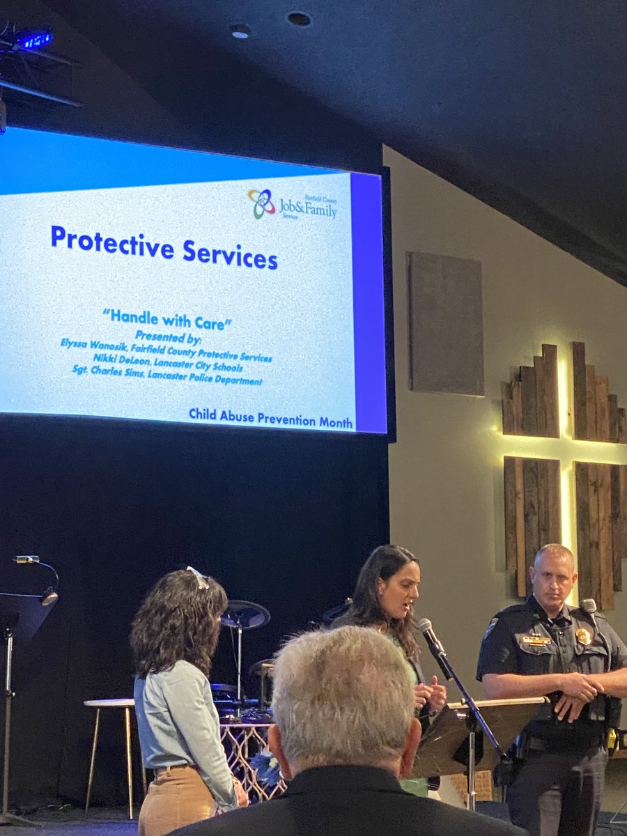 Thank you Rich Bowlen for sending in these wonderful WEAR BLUE pictures from this morning at the Child Abuse Prevention Breakfast! #wearblue4kids #ohiowearsblue2024