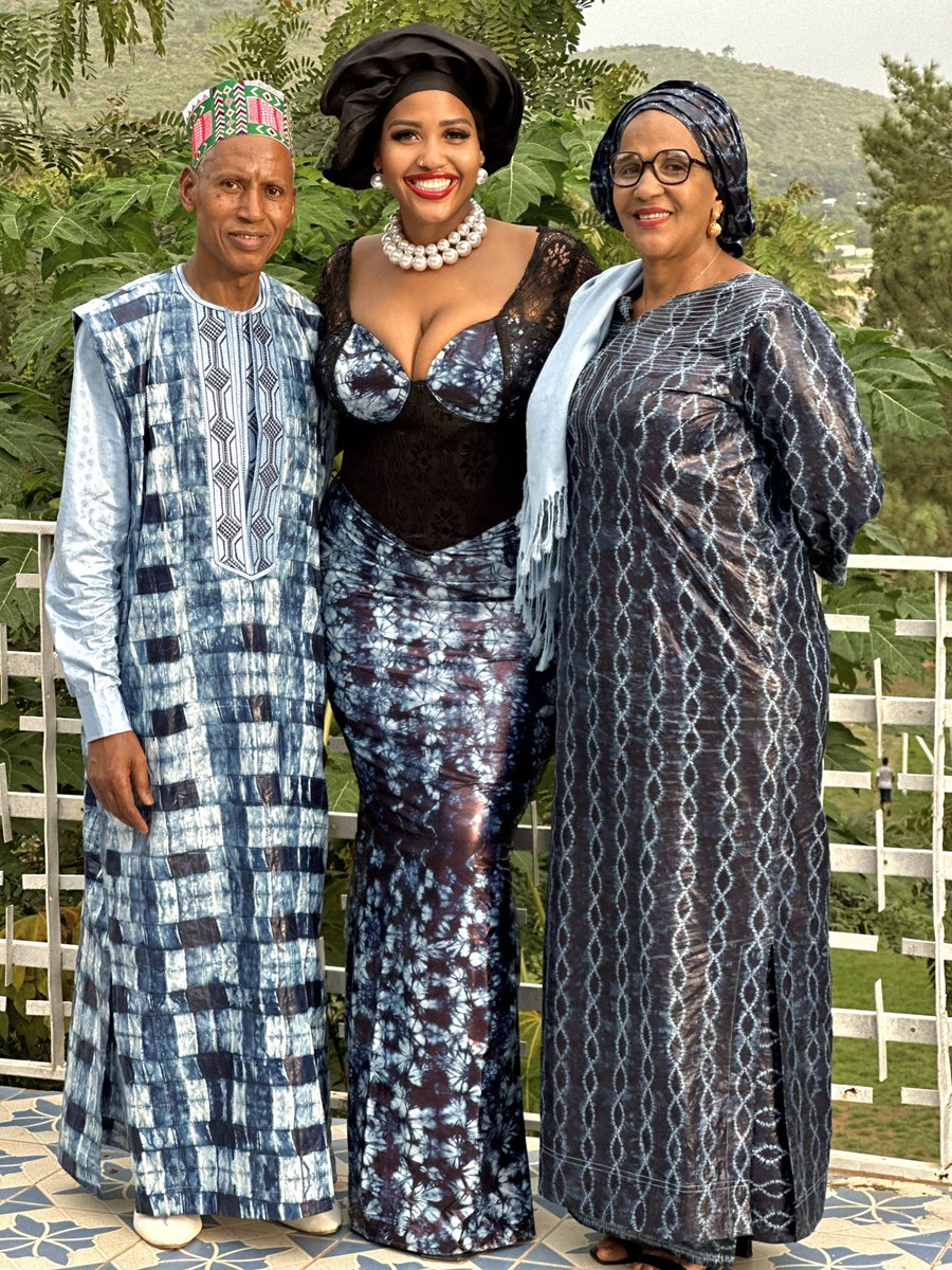 KaatyDiallo's tweet photo. Ma famille et moi vous souhaitons bonne fête de Ramadan 2024🤲🏼❤️
-
-
-
#EidMubarak 
#salimafo224 https://t.co/KKpDO6MTKn