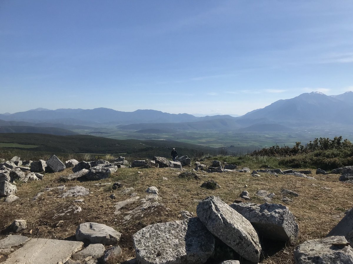 Heiligtum der Athena Kranaia in der spektakulären Landschaft bei Elateia #Phokis #Griechenland #Archäologie