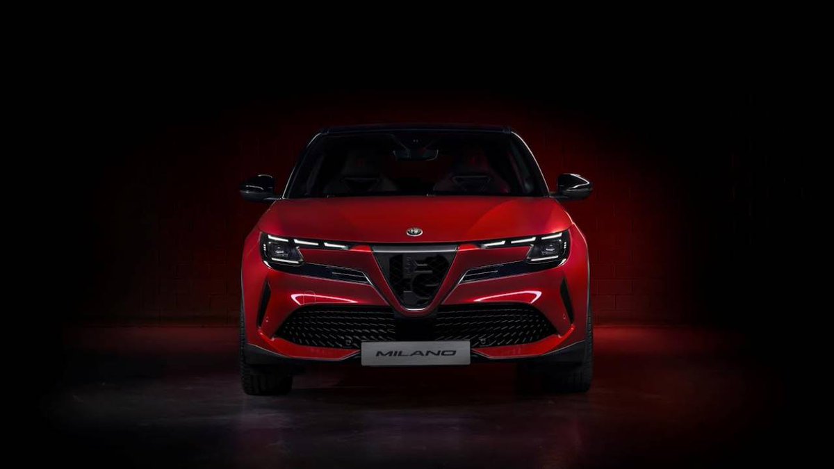 İtalyan tasarımı elektrikle buluştu! Yeni Alfa Romeo Milano tanıtıldı 🔗 shiftdelete.net/alfa-romeo-mil…
