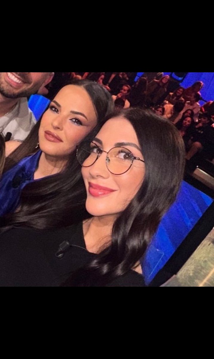 PepeCor53520897's tweet photo. Estas personas son lo mejor que le ha pasado a telecinco en mucho tiempo
#TentacionesDBTFinal2 https://t.co/1jVjViB1x2