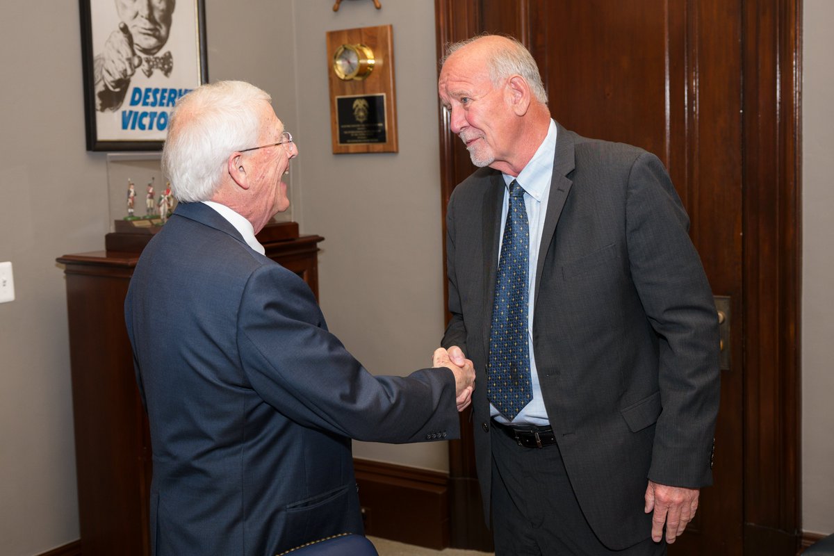 I met with Long Beach Mayor George Bass today to discuss the city’s unmet disaster recovery needs, including those from Hurricane Zeta. I will keep working with local officials to deliver results.