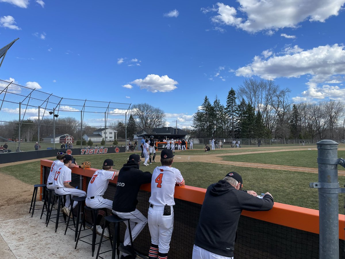 Opening day for @_FHSBaseball! Good luck, boys! #WeAre192