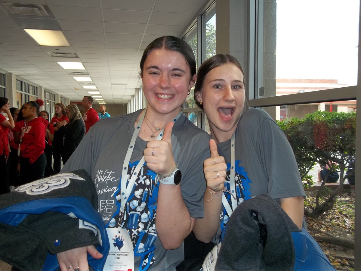 Congrats to our quiz bowl competitors on placing 2nd place at GHATS this past weekend. We are now qualified to compete at state in May! Letsss gooooo!

#taylormade #taylorpride #theblueprint #mfnd 🔵⚪️🔵⚪️