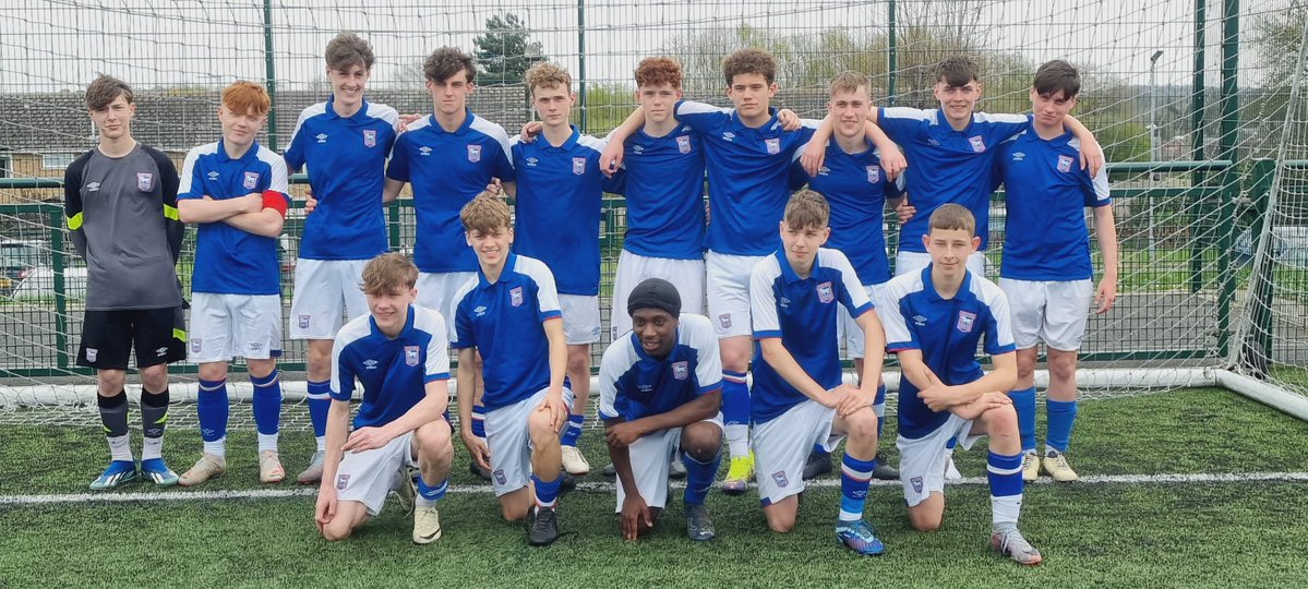 ITFCFoundation's tweet image. 🏆 Champions!

Congratulations to our JPL U16 Boys who won their division this week.👏