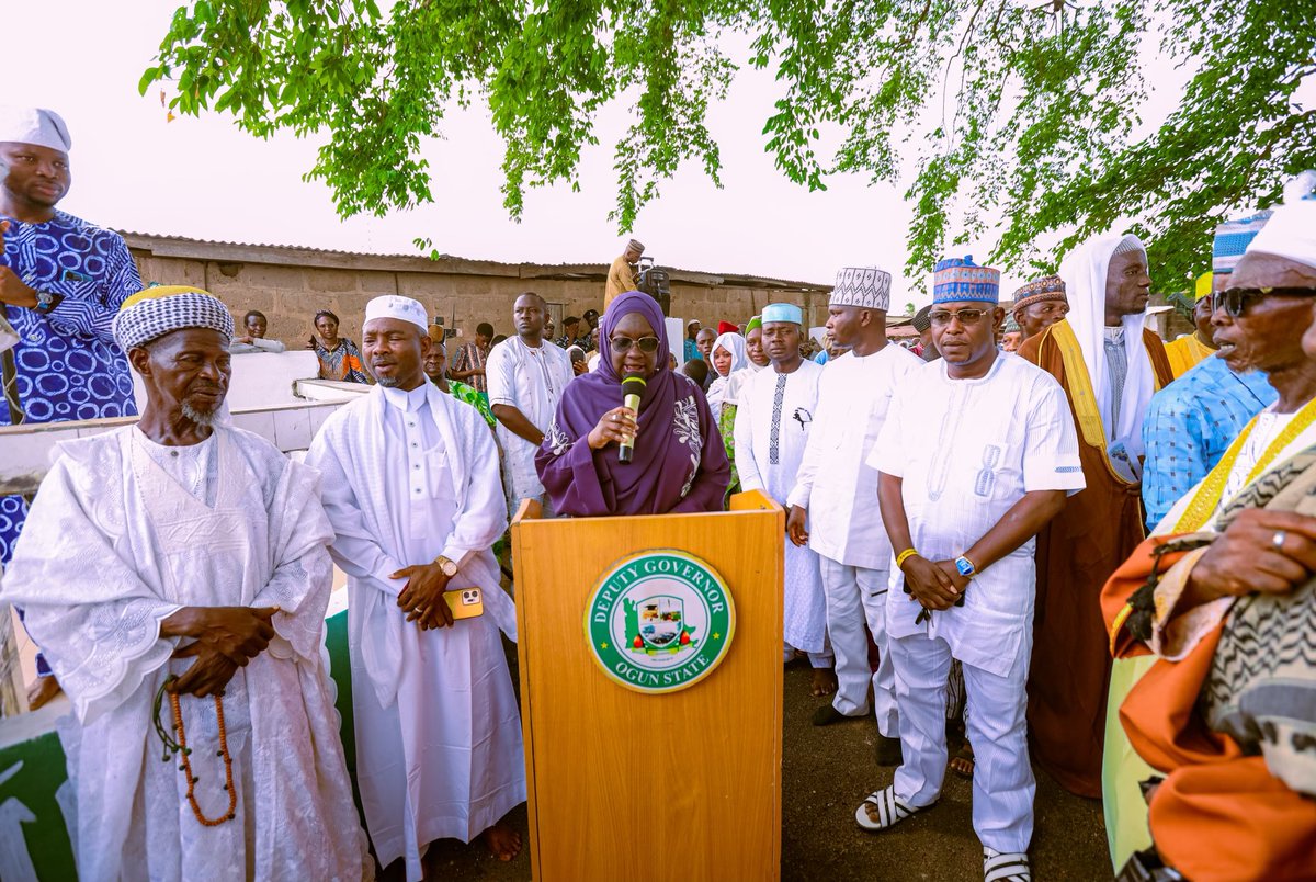 Earlier today, I joined HRH Oba Prof. Abdul Kabir Obalanlege, Olota of Ota and other Muslim Faithful at the Ota Community Praying Ground to offer Eid prayers. May Almighty Allah make it easy for us to uphold all the teachings and practices of Ramadan. Amin. #EidMubarak