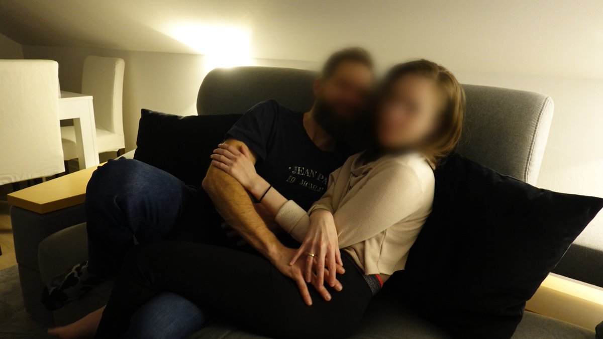 Just a pic that hubby took, of me and 'B' hanging out ( and making out 🥰) in the living room😌. He himself said that we ( me and 'B') look cute together, and like a real couple in love, so he just couldn't stop himself and took a few photos ... with a boner in his pants 😏