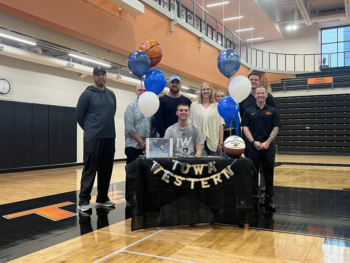PIRATE ACTIVITIES (@pchsathletics1) on Twitter photo Congrats <a href="/JudahVignery/">Judah Vignery</a> and good luck at <a href="/ReiverMBB/">IWCC Men's Basketball</a>! <a href="/PlatteCoHoops/">PlatteCo.Basketball</a> <a href="/PlatteCountyR3/">PlatteCountyPirates</a> <a href="/PCHSHalls/">PCHS Halls</a> #signingday2024 #pcr3proud #oapaap Congrats <a href="/JudahVignery/">Judah Vignery</a> and good luck at <a href="/ReiverMBB/">IWCC Men's Basketball</a>! <a href="/PlatteCoHoops/">PlatteCo.Basketball</a> <a href="/PlatteCountyR3/">PlatteCountyPirates</a> <a href="/PCHSHalls/">PCHS Halls</a> #signingday2024 #pcr3proud #oapaap