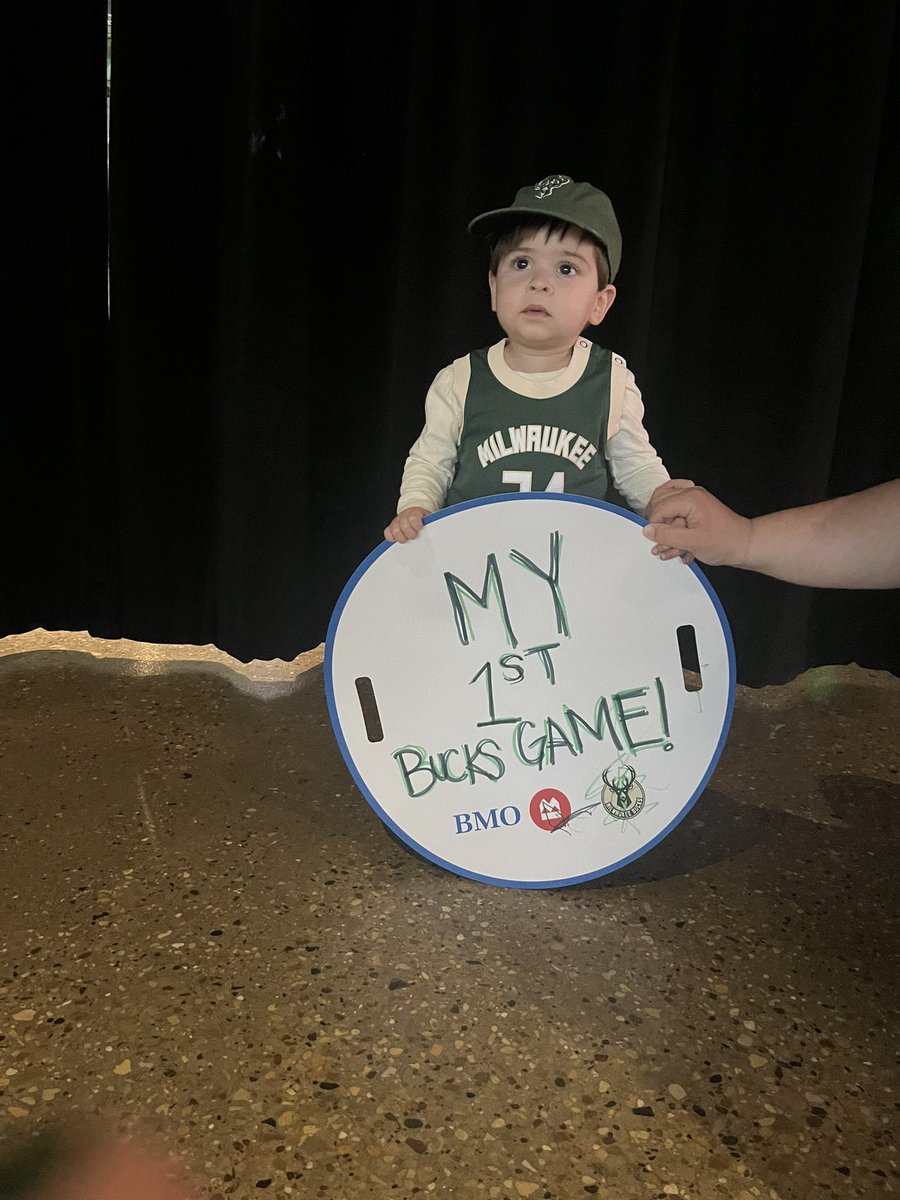 thefunofyou13's tweet image. Luca’s first Bucks game! We bought his jersey in January of 2022 at a Bucks game the day we found out his was a boy 💕🥹 #kohlscourt @FiservForum @Bucks @Kohls #milwaukeebucks
#bucks