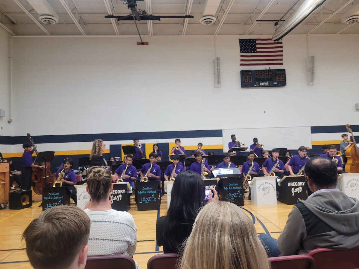 Congratulations to <a href="/CroneSchool/">Crone</a> Jazz Band and Mrs Roberts for sharing such wonderful music in the Southside Jazz Festival tonight!! Your dedication and confidence in your skills was pawesome.