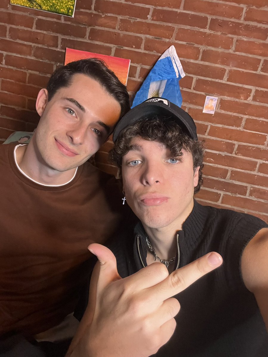 Twitch.tv/juanicar_ vengan