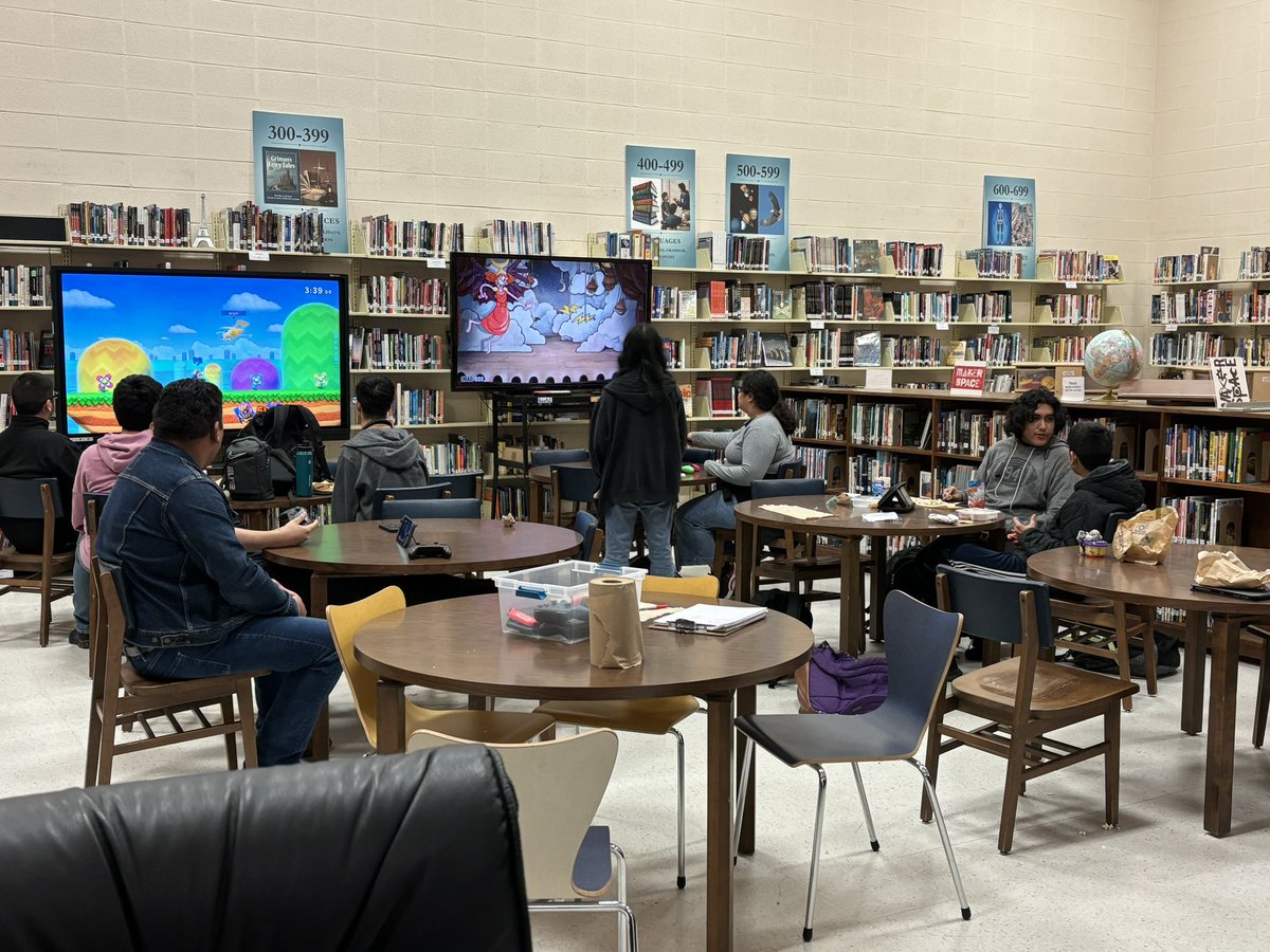 Today we gamed and had popcorn! It was a great day at Gaming Club! @McAllenMemorial @Pride_Mustangs @CassandraRRodr1 @ramjrcastillo @McAllenISD @annvega