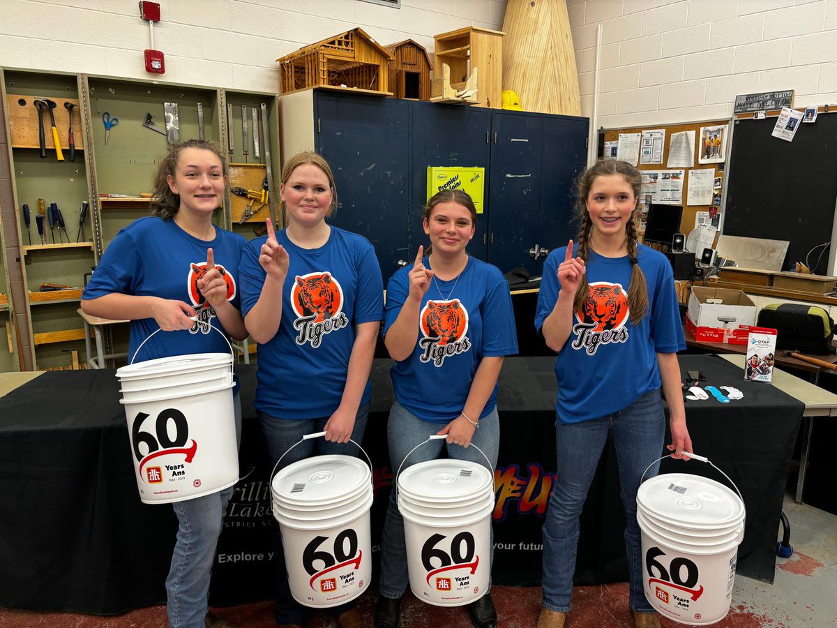 BACK TO BACK CHAMPS

Our Fenelon Township Public School Skills Competition Team were victorious in their quest to be Back to Back Champs!  Well done ladies!  #girlpower

Next stop….. the Skills Ontario Competition!