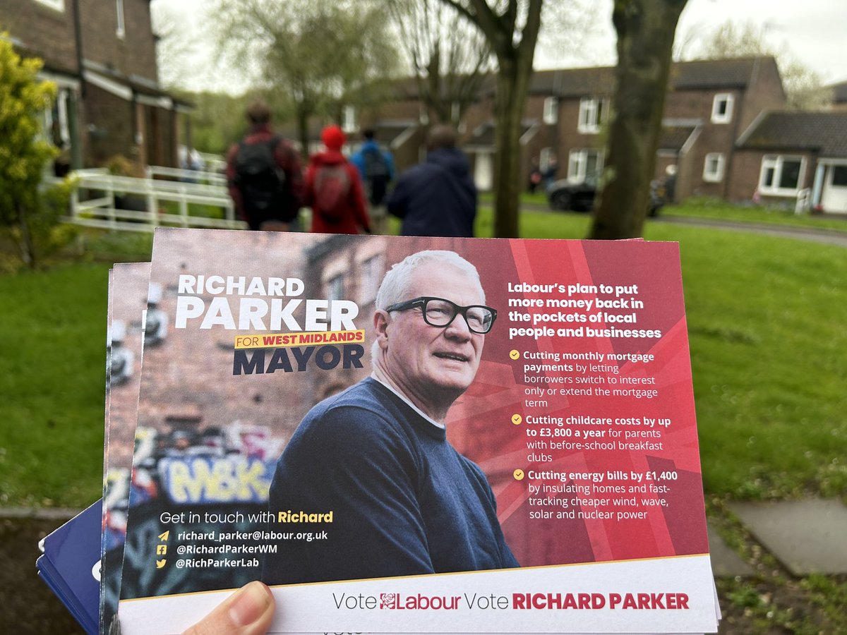 Great day in West Mids with our super candidate for Mayor @RichParkerLab🌹a brilliant campaign full of energy (even in the rain!) ☔️