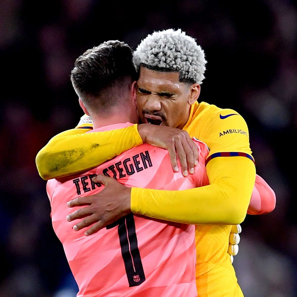 FCBarcelona_es's tweet photo. Pasión por el Barça 💙❤️ https://t.co/3U3PMsD8cI