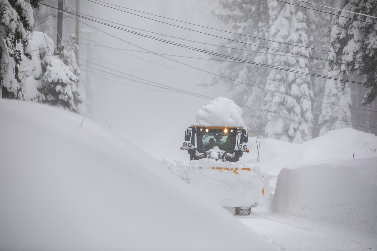 PowderMagazine tweet picture