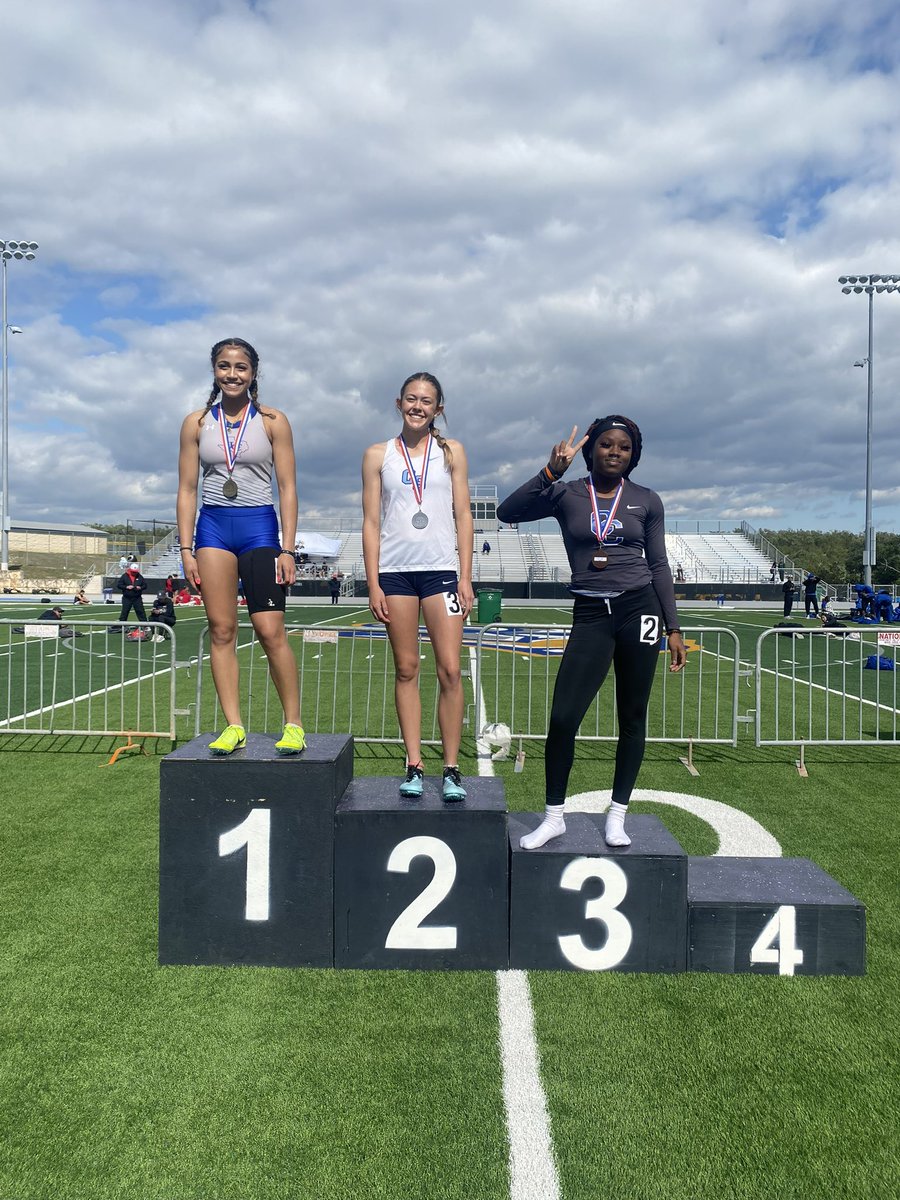 Taryn with the silver in 100m…on to Regionals!! @cscougarsports