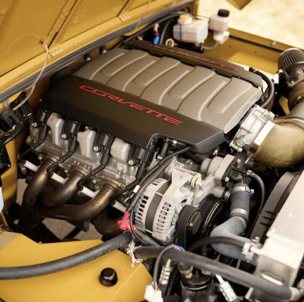 Corvette engine in a 1972 Range Rover 🔥