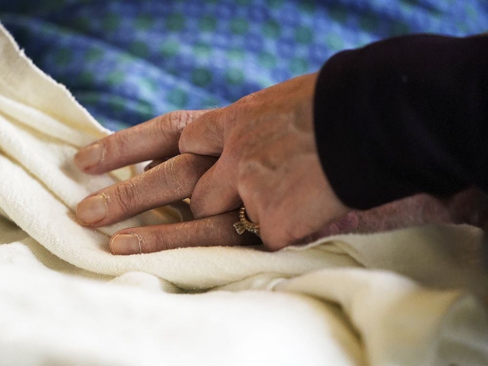 Why are 15 times more Canadians than Californians choosing assisted death? nationalpost.com/news/canada/wh…