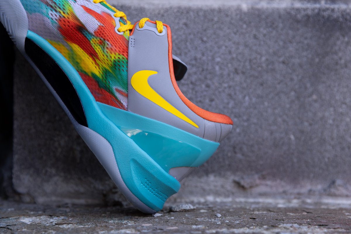 Back from 2013! 🏖️ 🏀 

The Nike Kobe 8 'Venice Beach' will be available at City Gear, in-store only 🚀 4/13.

🚨 Enter the raffle: bit.ly/3VWs5fc

#kobe #venicebeach #nike