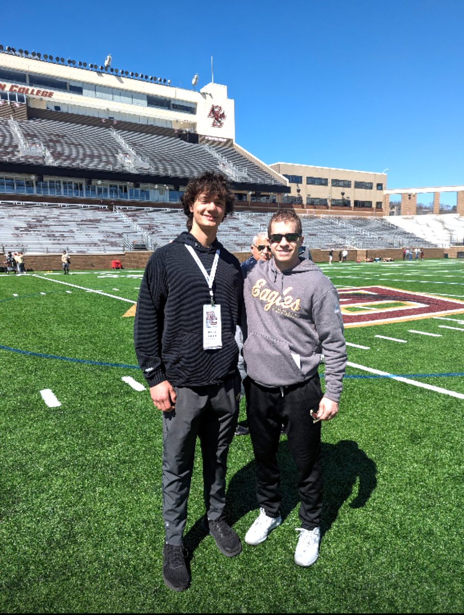 I had a great time at Boston College yesterday, thankyou @Coach_JDiBiaso and @CoachWillBC for speaking with me and getting me out there. @PCFB_Paladins @SimmsComplete @Metro7Football