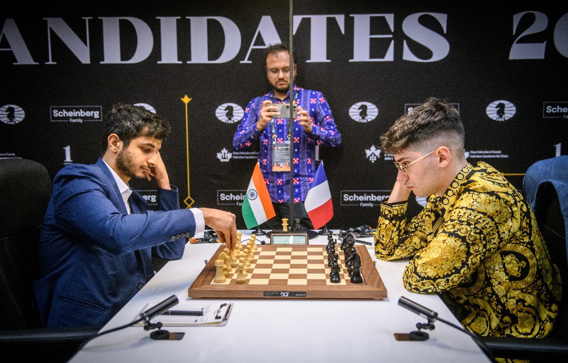 BREAKING! Vidit Gujrathi 🇮🇳 Beats GM Alireza Firouzja 🇫🇷 in round 6 of the @fide_chess #Candidates2024 @viditchess scored a thumping win over the world number 6 player to reach 3/6 in the tournament and a big step to get back in contention! 📸 Michal Walusza / FIDE