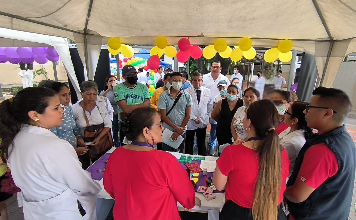 HInfectologia's tweet photo. #ElNuevoEcuador l ���Estoy muy contento del trabajo que han realizado para fomentar una cultura de salud preventiva y disminuir enfermedades que dependen de la corresponsabilidad de toda la población para el cuidado de su salud.”, indicó nuestro coordinador de @Salud_CZ8 https://t.co/5QZBEECwZZ