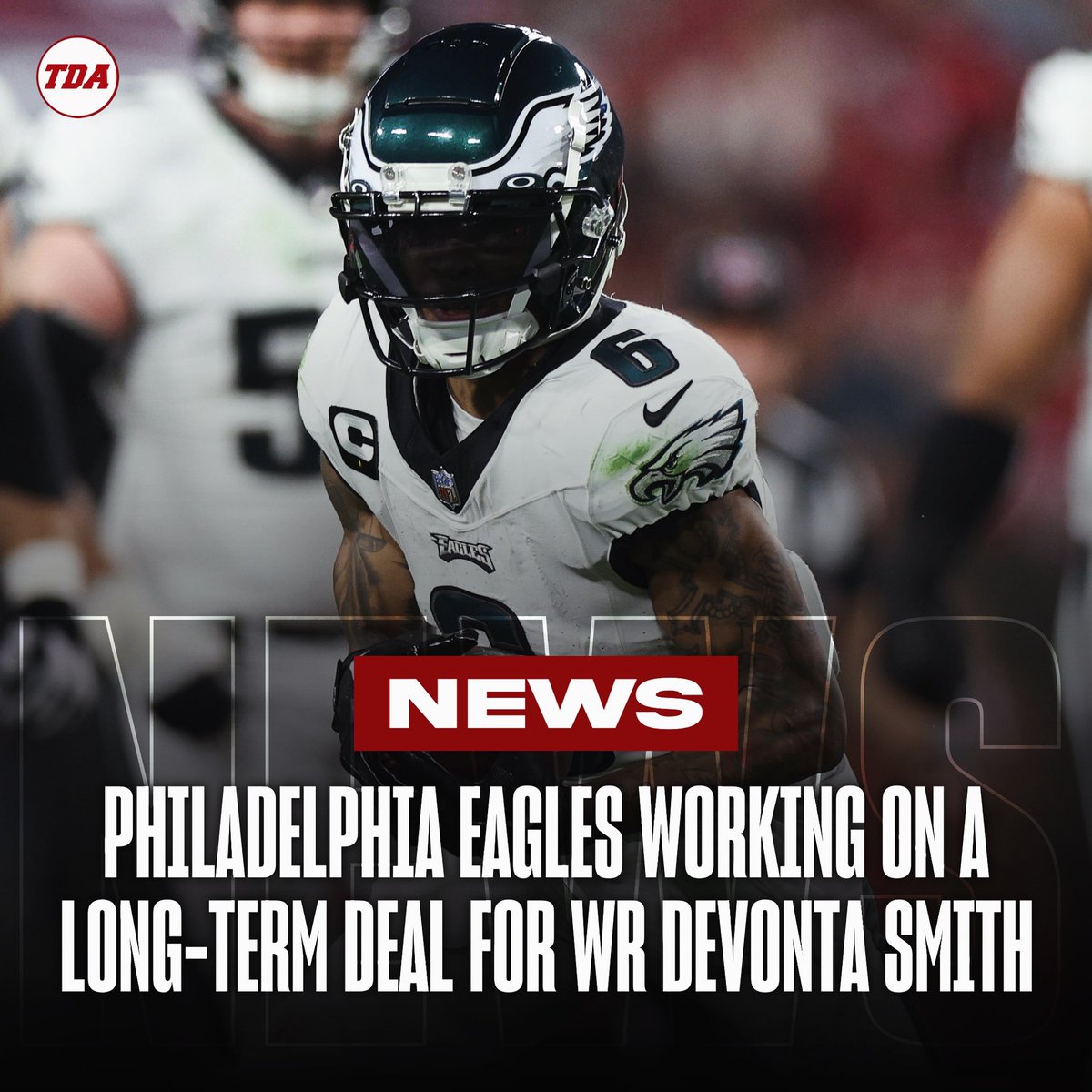 The Eagles are working to bring back DeVonta Smith 🔜