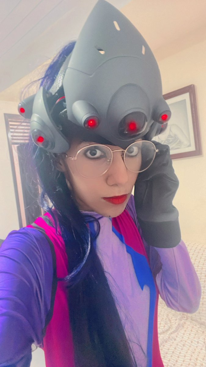 Nerdy spider 🕷️🤓

Cosplay by me
#Overwatch #OverwatchCosplay #Widowmaker #WidowmakerOverwatch #WidowmakerCosplay #Cosplay #Cosplayer #Autistic #AutisticCosplayer