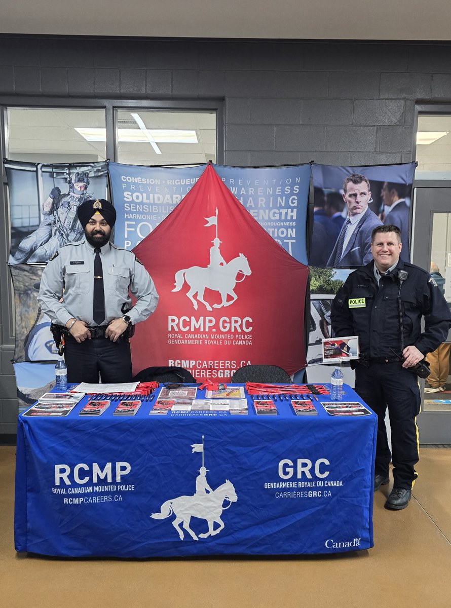 Still a couple hours left to catch these two at Genesis Place in #Airdrie for the Prospect Youth Career Fair! They'll be there until 6 p.m. answering all of your career questions.