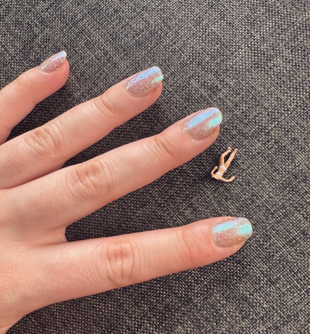 So small. https://t.co/zVoOe7U8zM