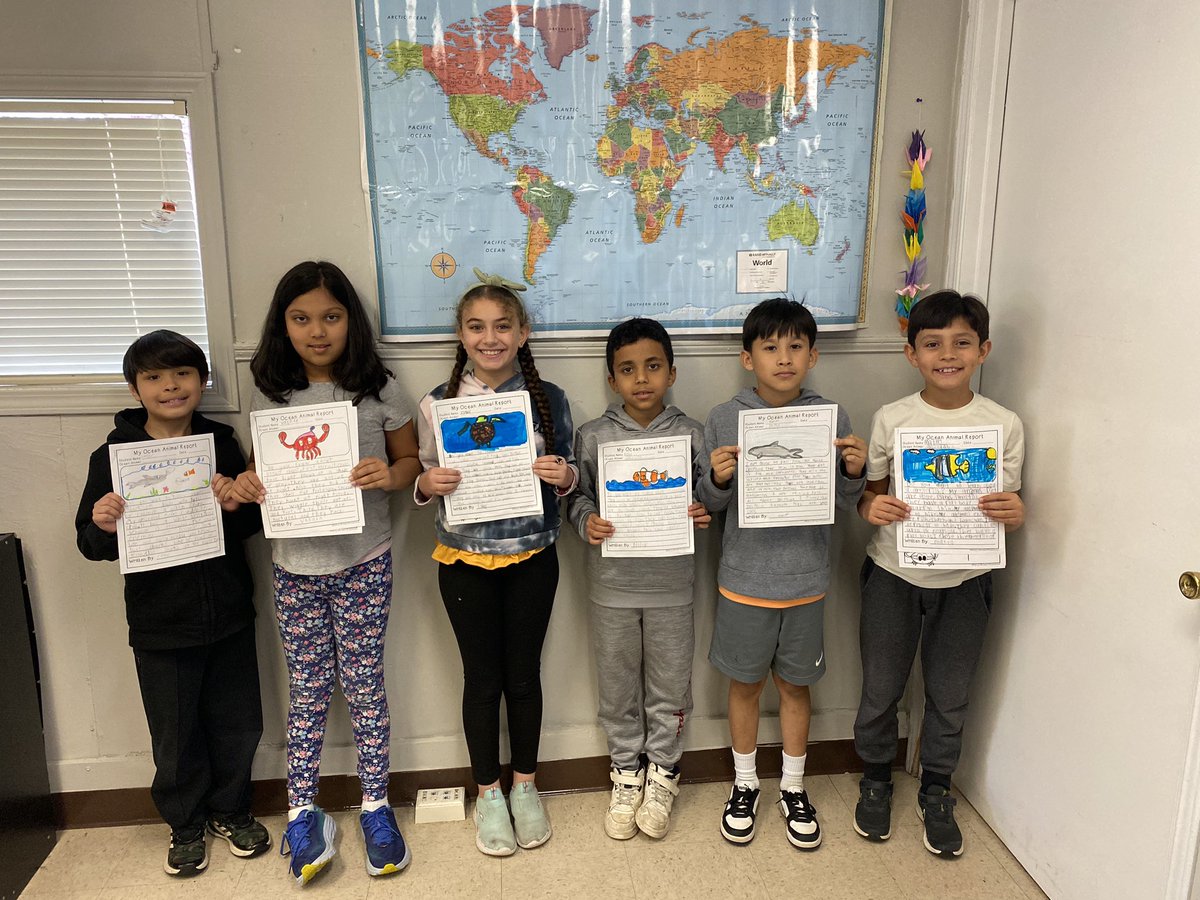 2nd grade was excited to present their ocean animal report 😊
#sce #esl #learningisfun #writers #2ndgrade