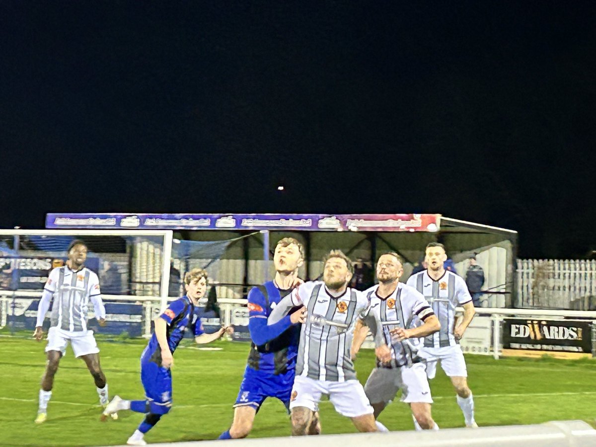 How good did that feel 2-0 win !!! @CleeTownFC @DocksBeers with mango 🥭 cider. Great play , frustrated Belper , one touch football , fluid oh and 3 pts COYO 🦉