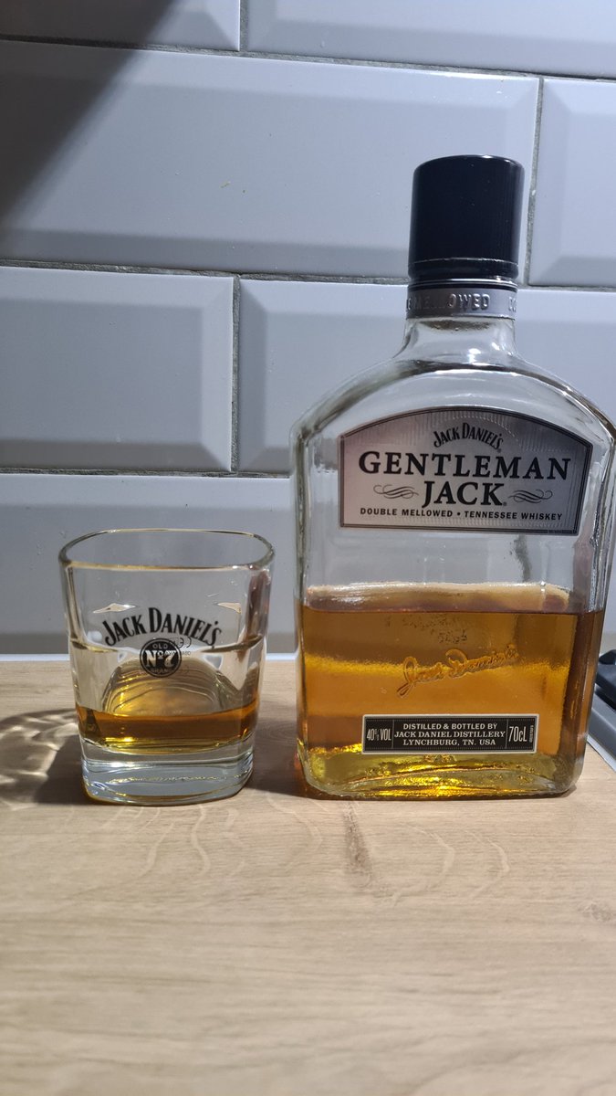 A drop of @JackDaniels_US Gentleman Jack #WhiskeyWednesday #Flange 🥃💥🐢