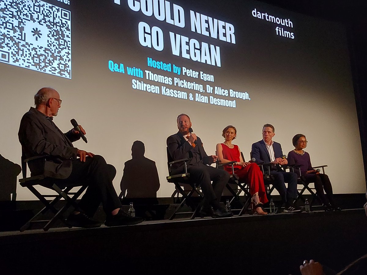 Great to see highly inspiring people at the premiere of 'I could never go vegan' - also within the film, which is packed with information icouldnevergovegan.co.uk Heather Mills first, then @PeterEgan, director Thomas Pickering, @DrAliceBrough, @DrAlanDesmond and @shireenkassam1