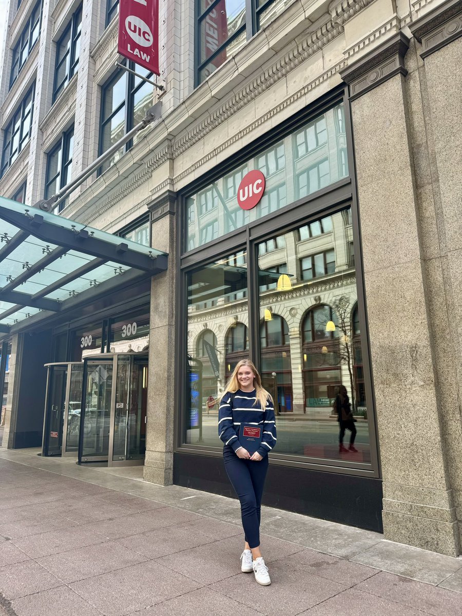 constancechron's tweet image. Last day of school ever! On to the next big thing…! 🎓⚖️📚✏️ @uiclaw