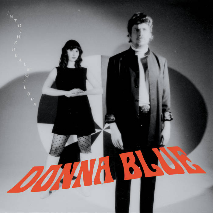 We're getting black & white flashbacks from the retro cool of Dutch duo Donna Blue's vibes. We know we love it; you know you need it ... so here's 'Labyrinthe', your yé-yé fix, and our #SongoftheDay. Listen at thepropagandasite.com/home #NowPlaying #SOTD #tPsSotD @bluedonnablue