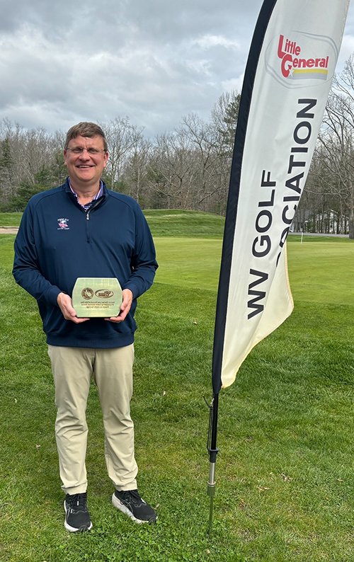 Daniels takes first WVGA Senior Series Low Round of 2024 at The Resort at Glade Springs wvga.org/daniels-takes-… 

#TheResortatGladeSprings
#wvga1913